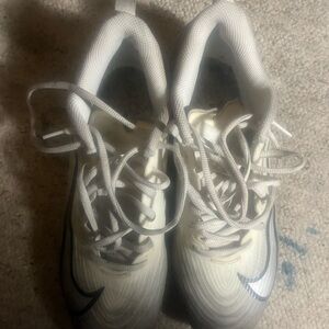 White nike vapor speed 3 football cleats only worn in 1 game
